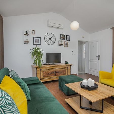Apartment Marina Malinska Luaran gambar