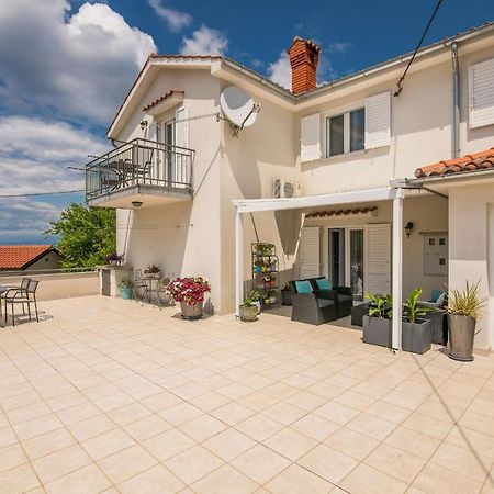 Apartment Marina Malinska Luaran gambar