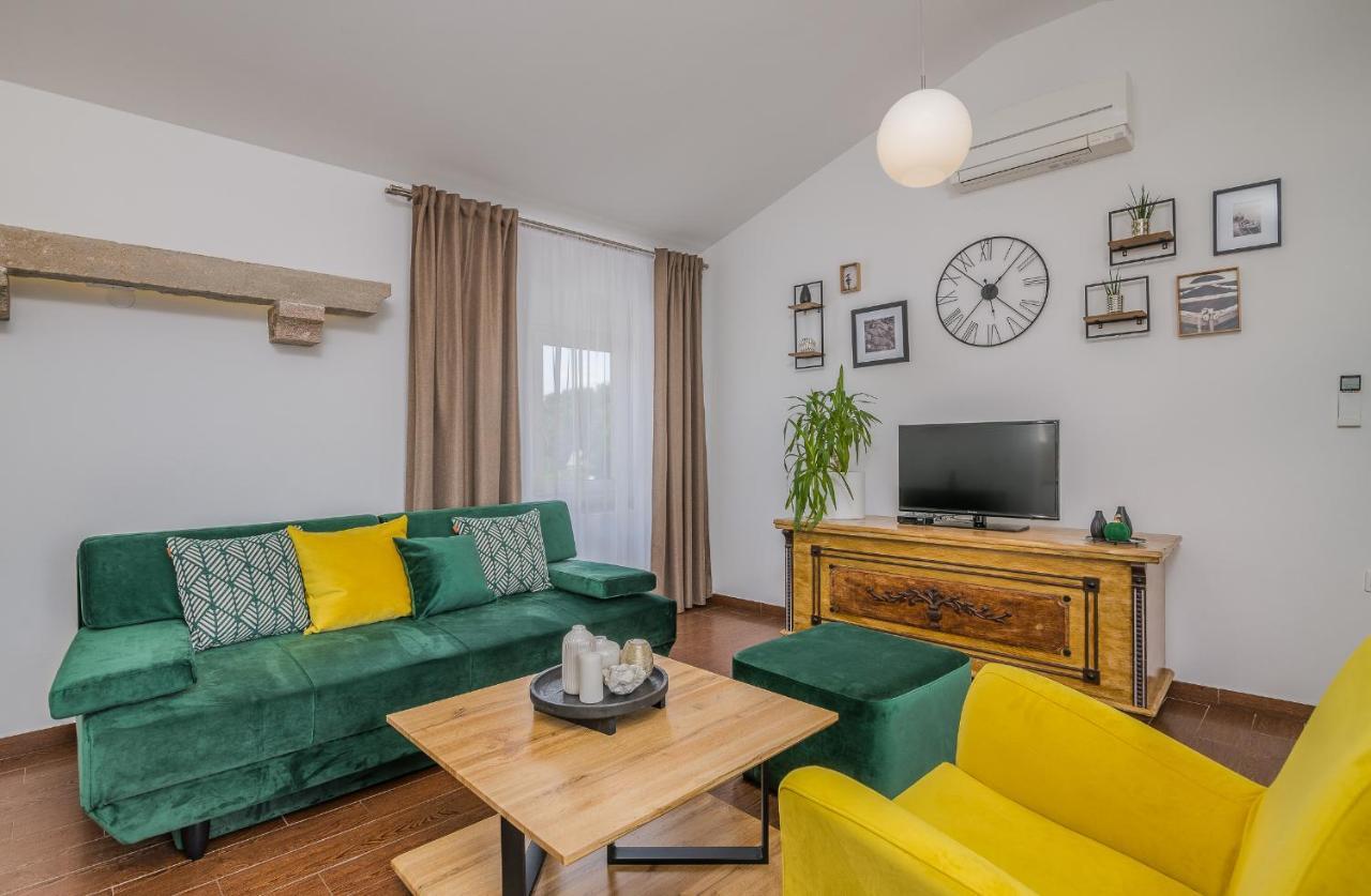 Apartment Marina Malinska Luaran gambar